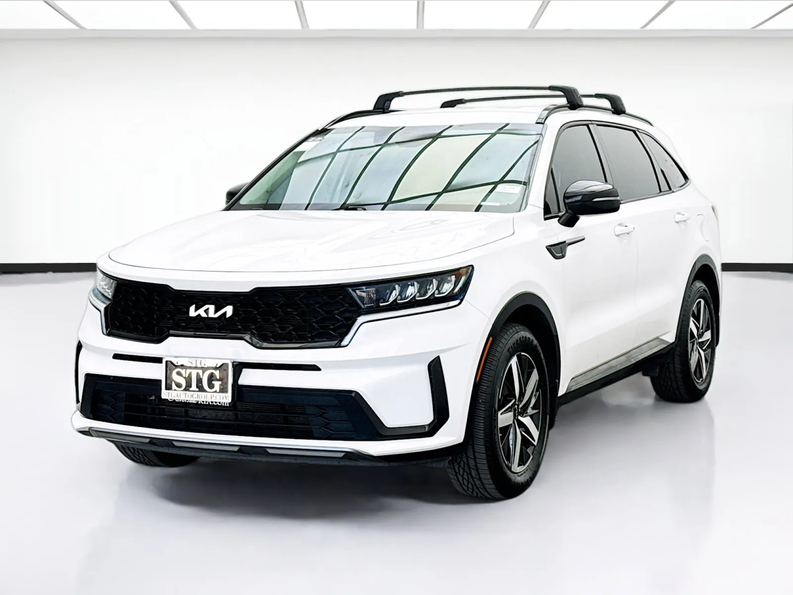White 2022 Kia Sorento S for sale in Bellflower, CA