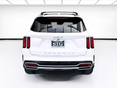 More photos of 2022 Kia Sorento S at STG Bellflower, CA
