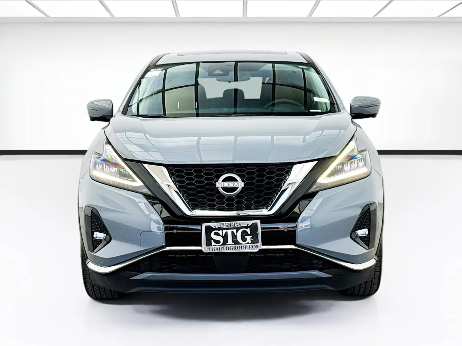 Nissan Murano photo 2