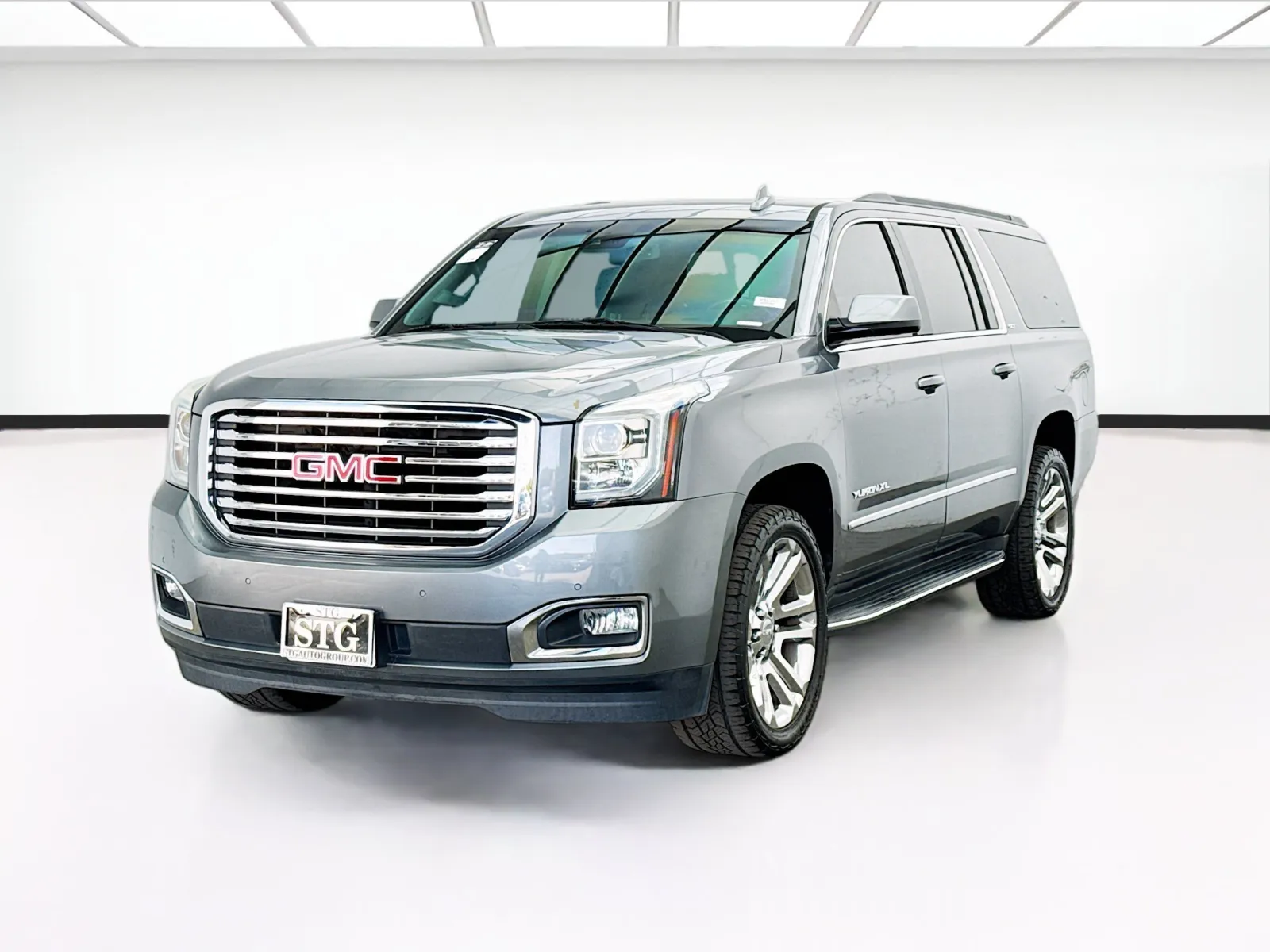 Gray 2019 GMC Yukon XL SLT for sale in Bellflower, CA