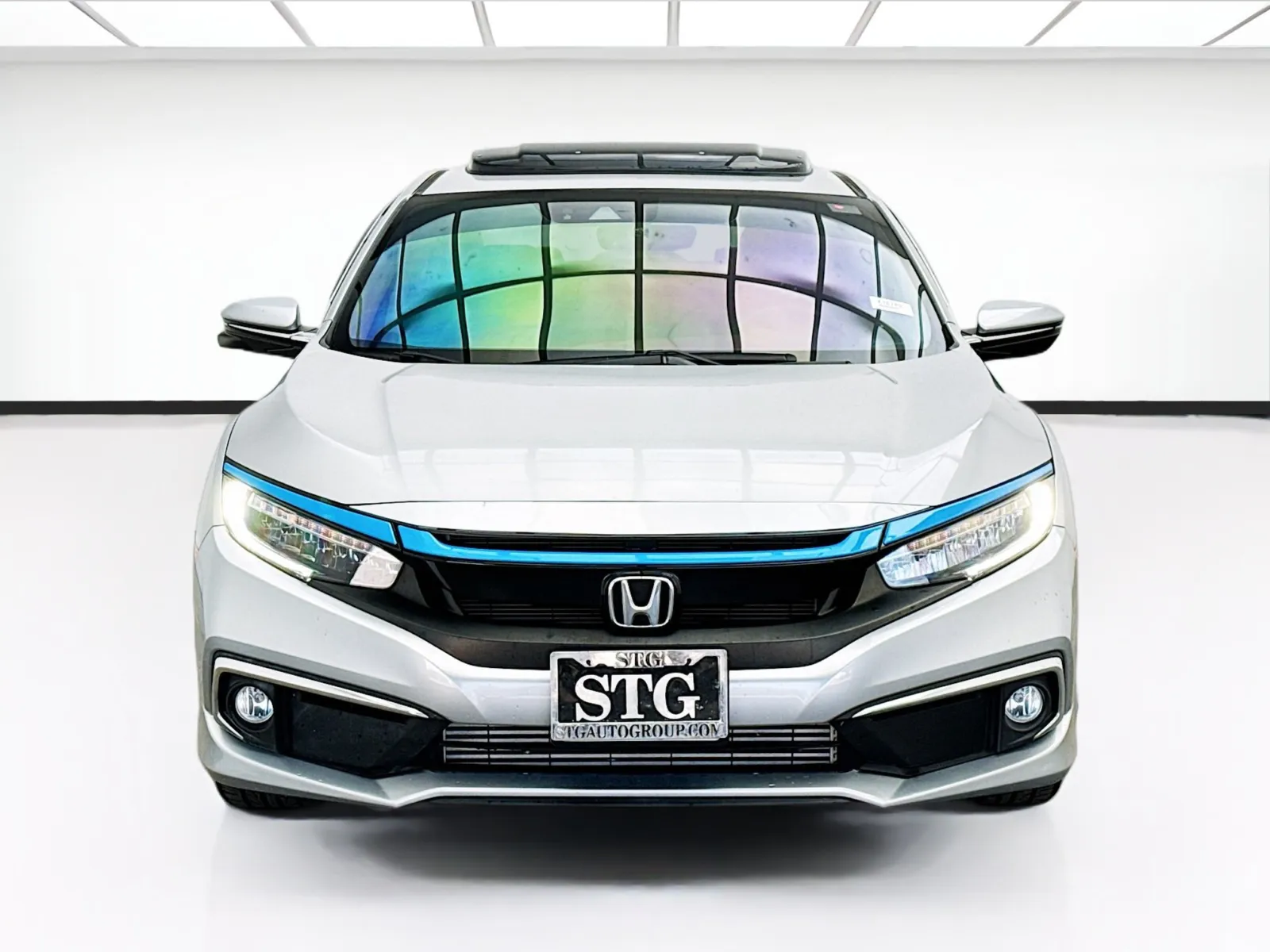 Honda Civic photo 2