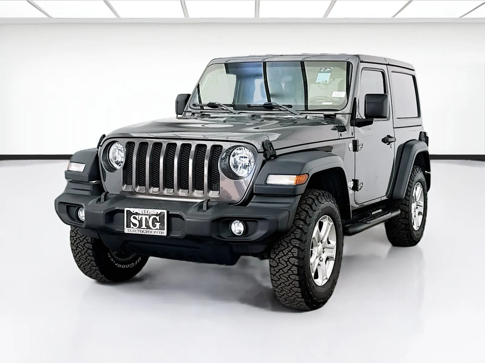 Gray 2018 Jeep Wrangler Sport S for sale in Bellflower, CA