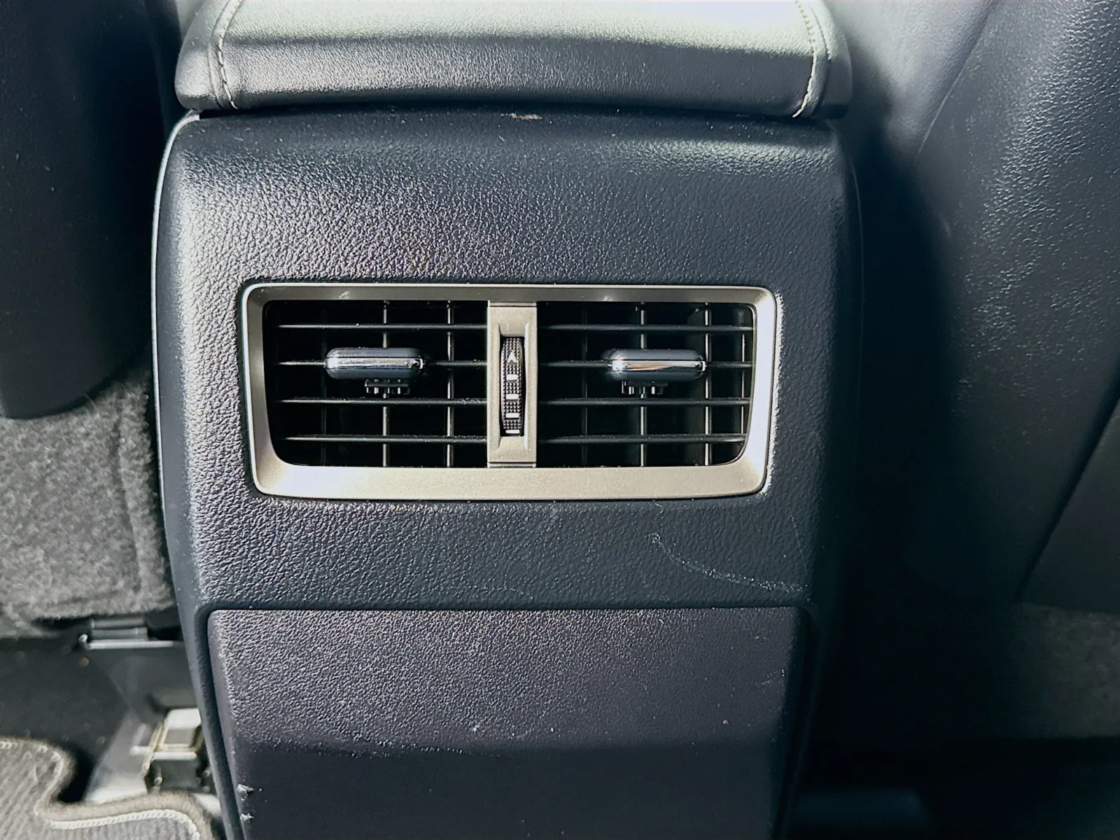 Lexus RX photo 17