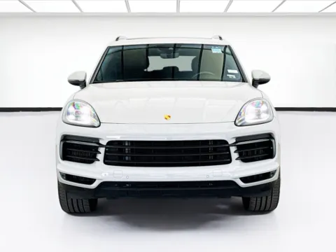 Photos of 2023 Porsche Cayenne Platinum Edition for sale in Bellflower, CA at STG Bellflower