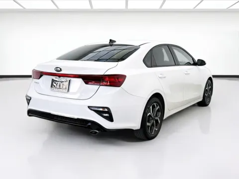More photos of 2021 Kia Forte LXS at STG Bellflower, CA