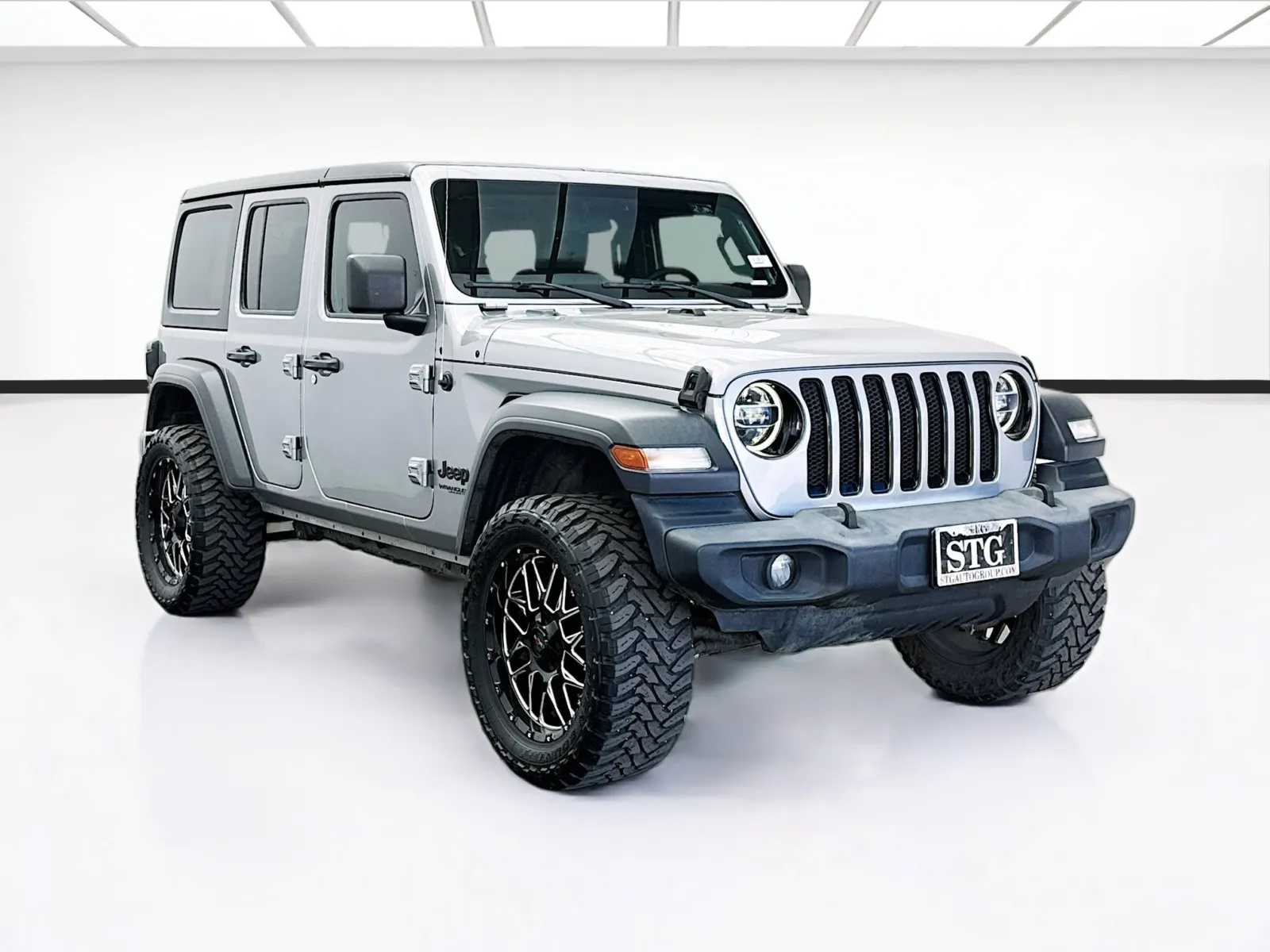 Jeep Wrangler photo 3