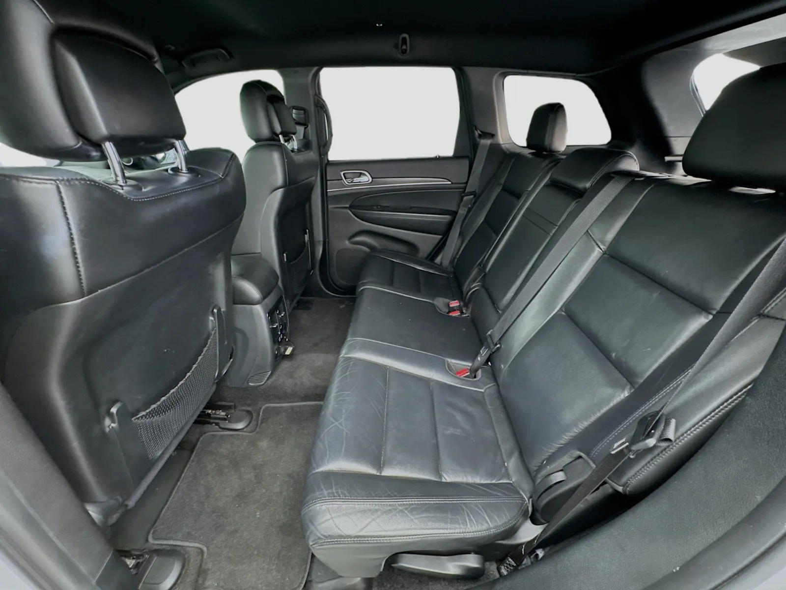 Jeep Grand Cherokee photo 15