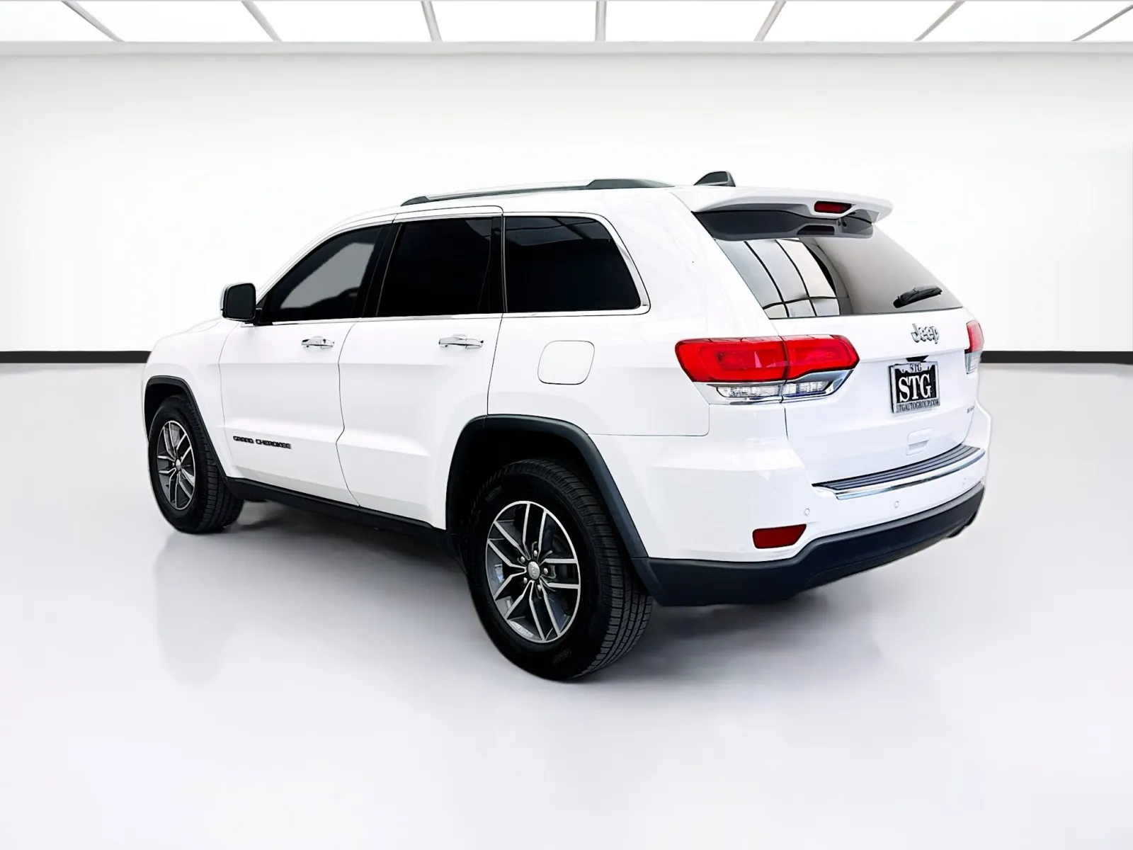 Jeep Grand Cherokee photo 6