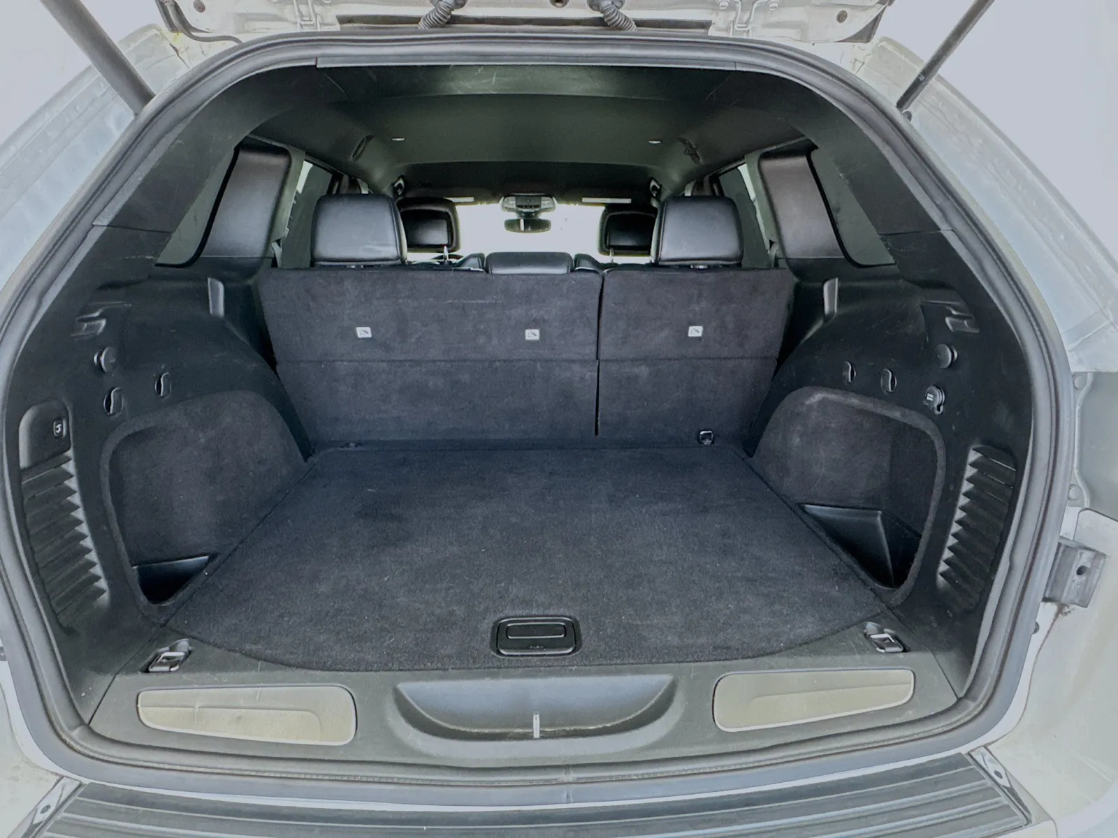Jeep Grand Cherokee photo 17