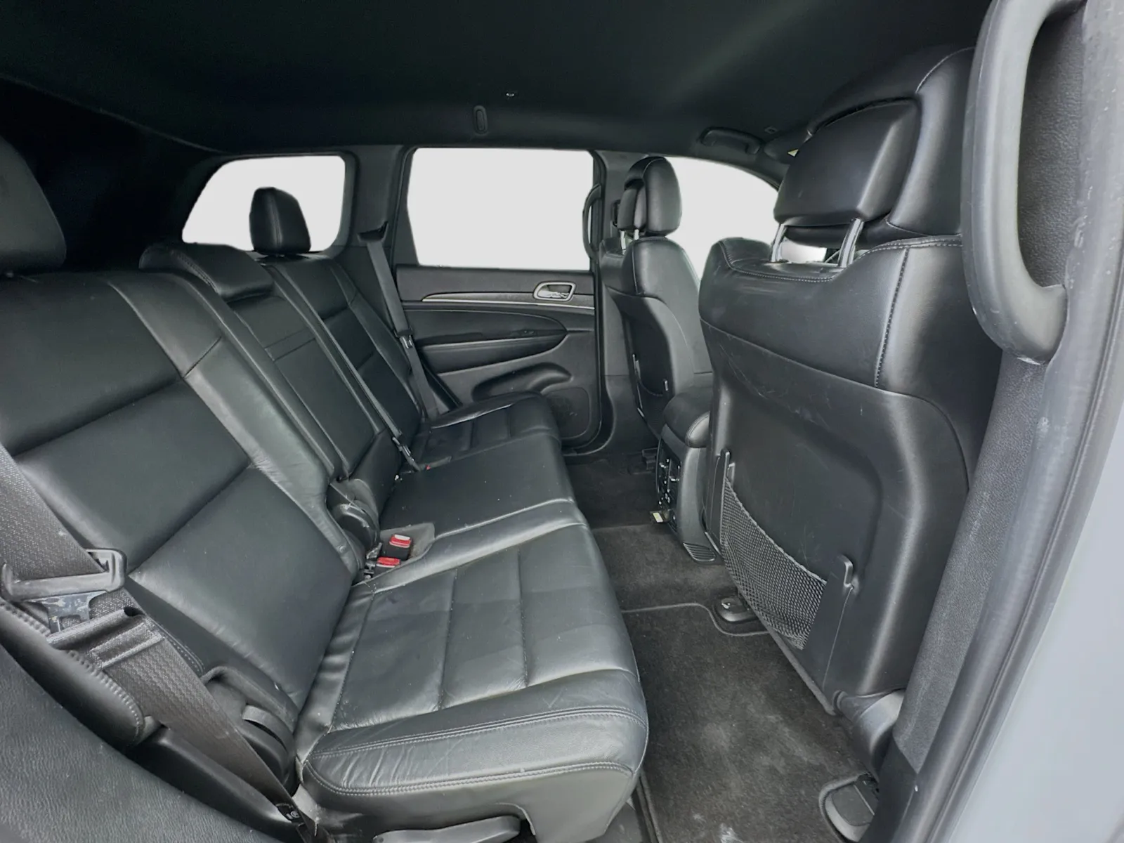 Jeep Grand Cherokee photo 18