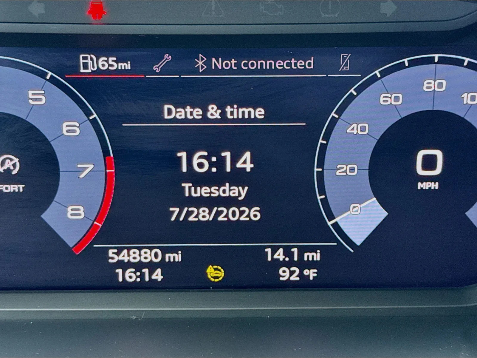 Audi Q3 photo 8
