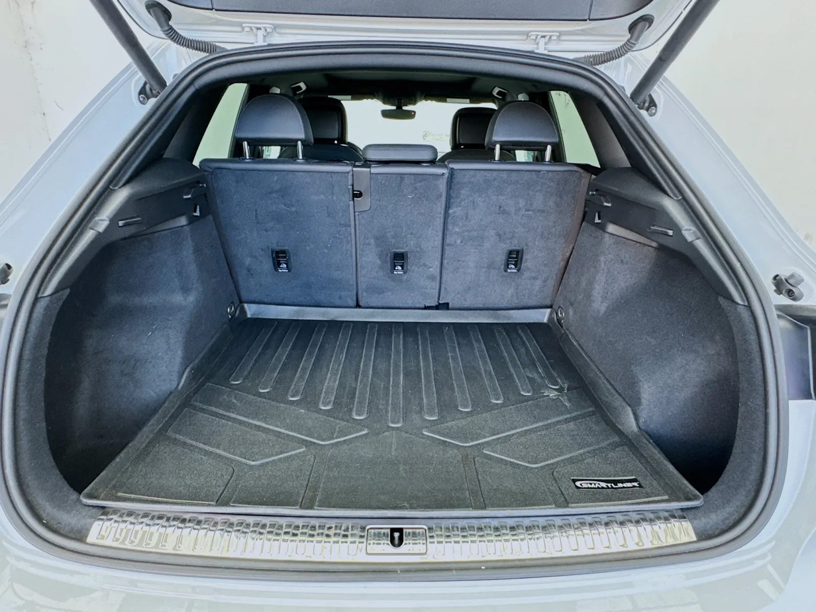 Audi Q3 photo 18