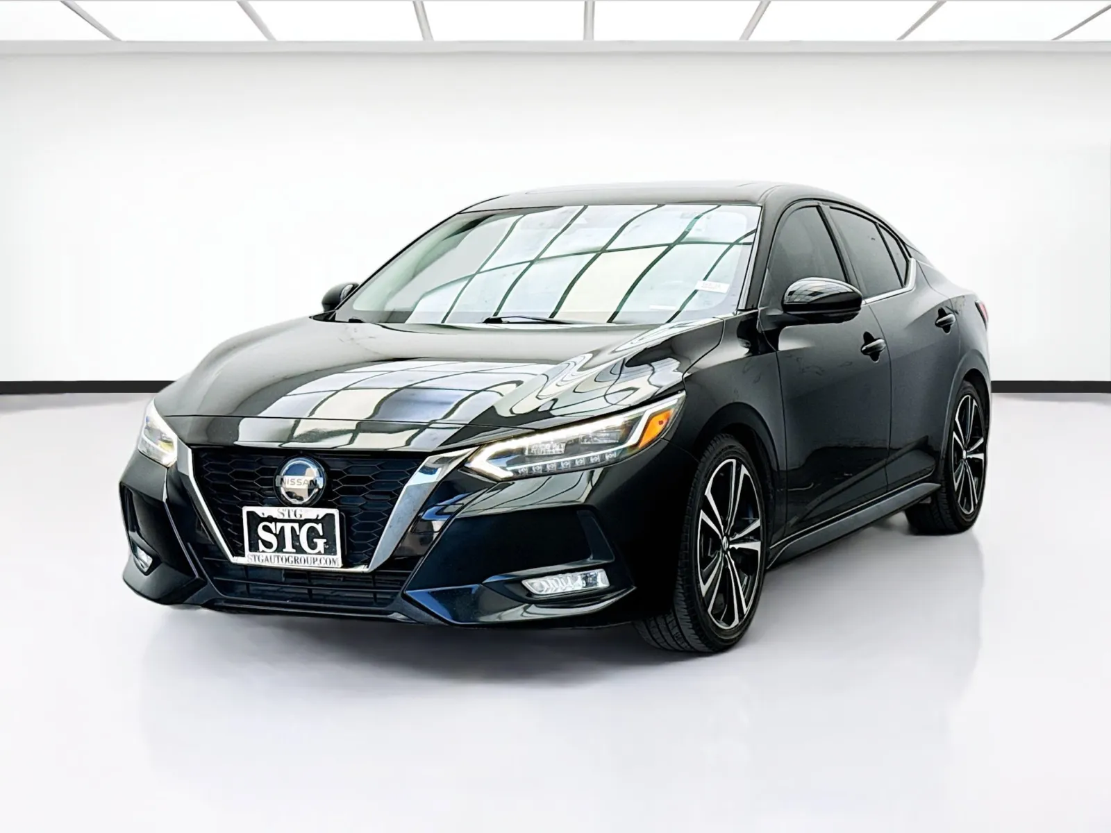 Black 2021 Nissan Sentra SR for sale in Bellflower, CA