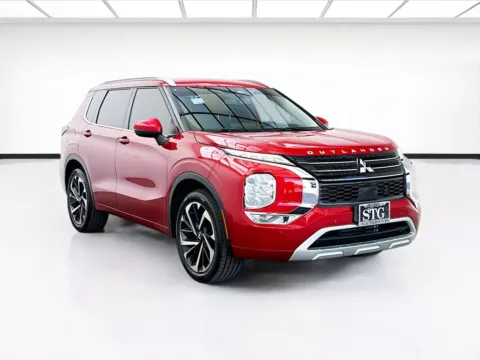 Another view of 2022 Mitsubishi Outlander SEL for sale in Bellflower, CA at STG Bellflower