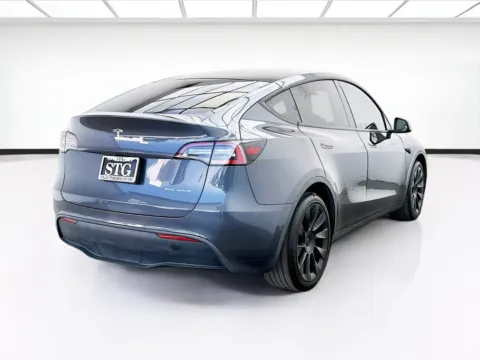 More photos of 2020 Tesla Model Y Long Range at STG Bellflower, CA