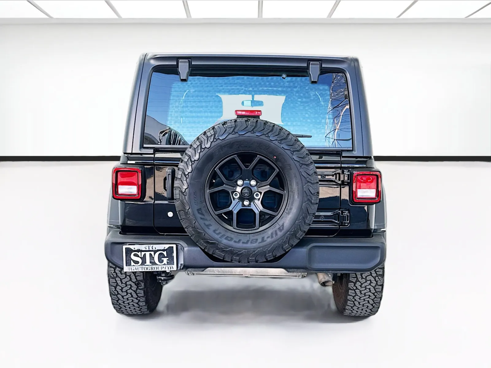 Jeep Wrangler photo 5