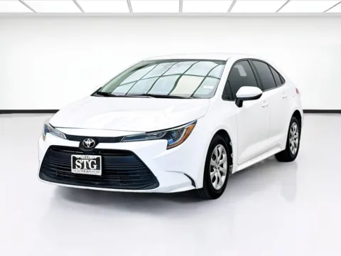 White 2023 Toyota Corolla LE for sale in Bellflower, CA