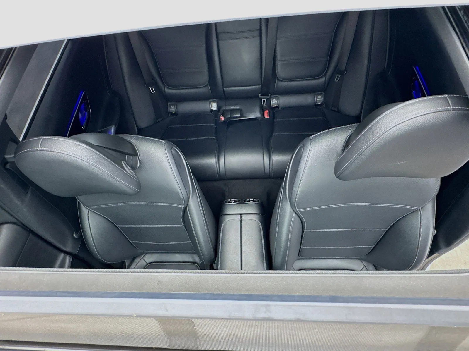 Mercedes-Benz C-Class photo 14
