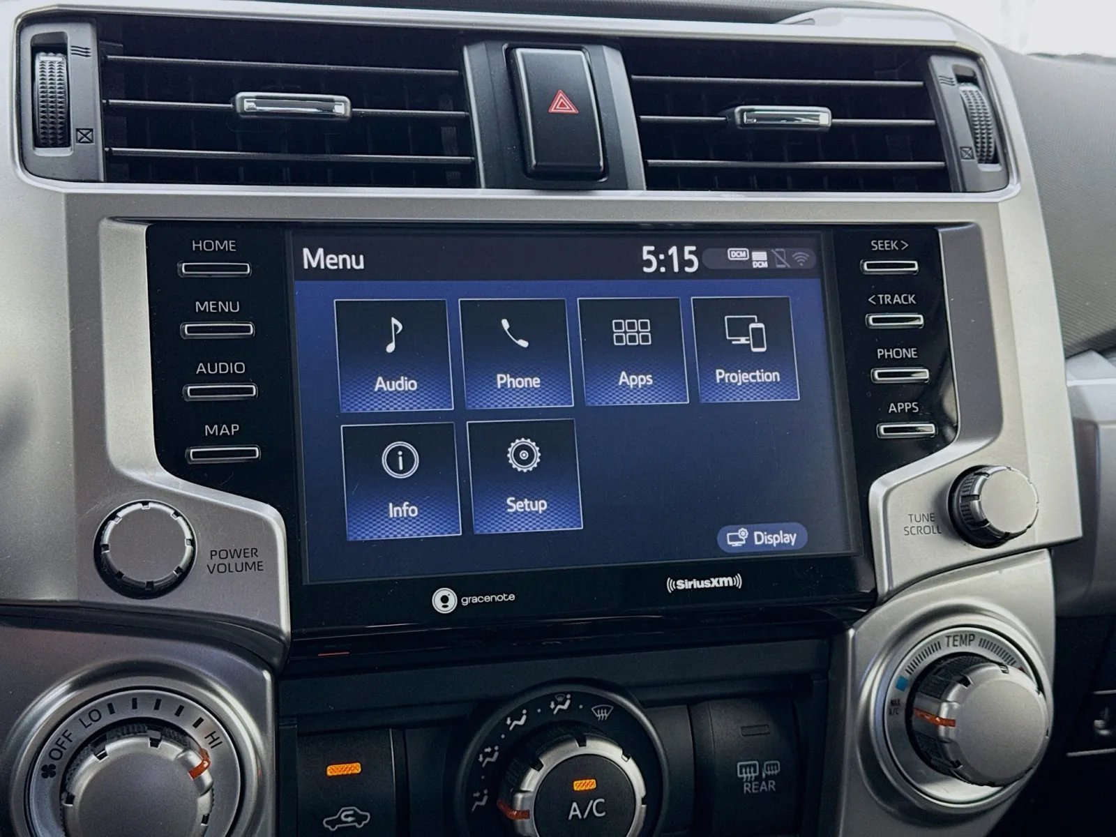 Toyota 4Runner photo 9