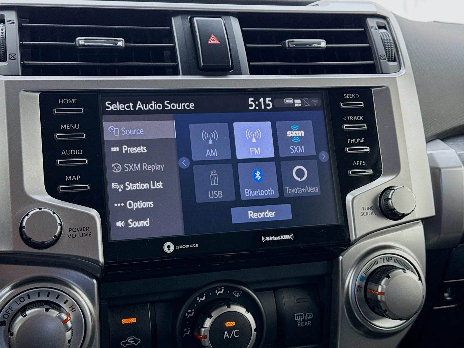 Toyota 4Runner photo 11
