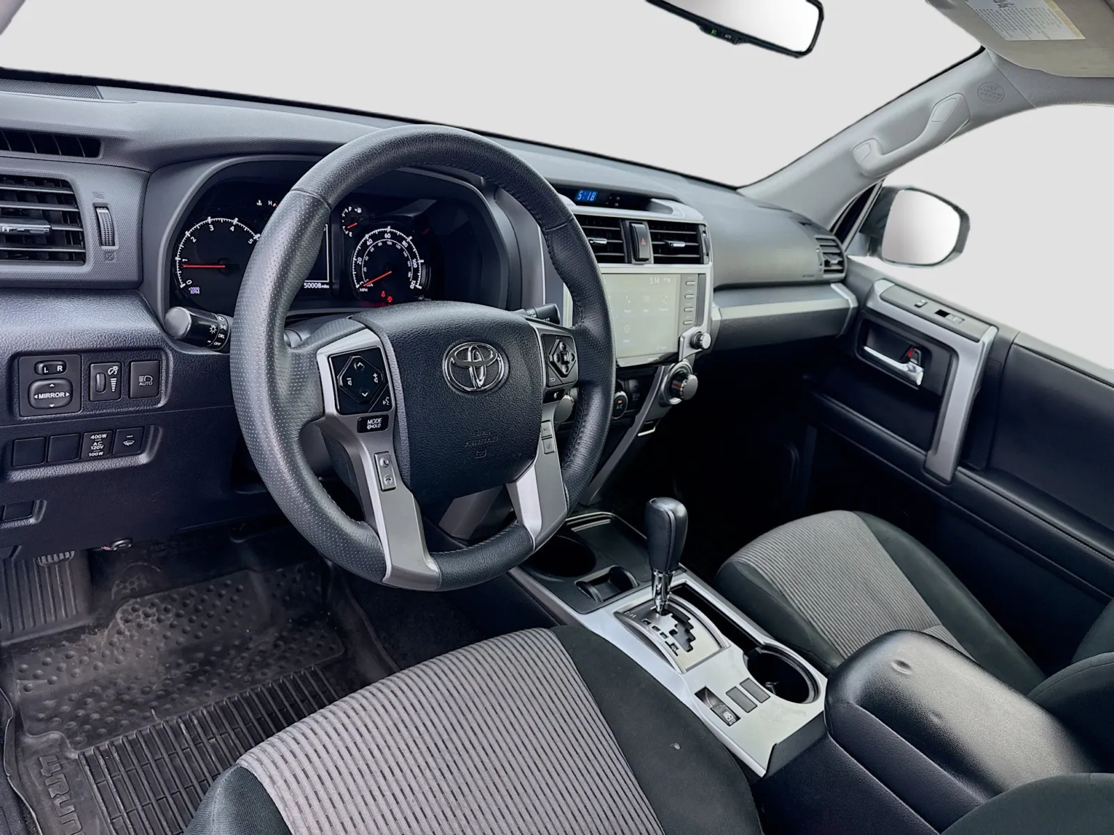 Toyota 4Runner photo 7