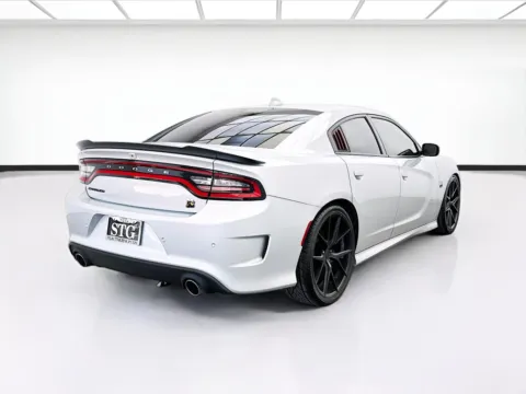 More photos of 2021 Dodge Charger R T Scat Pack at STG Bellflower, CA