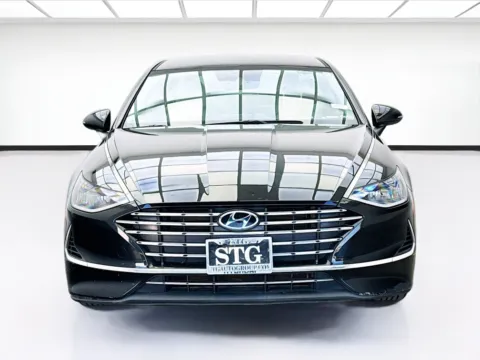 Photos of 2021 Hyundai Sonata Hybrid Blue for sale in Bellflower, CA at STG Bellflower