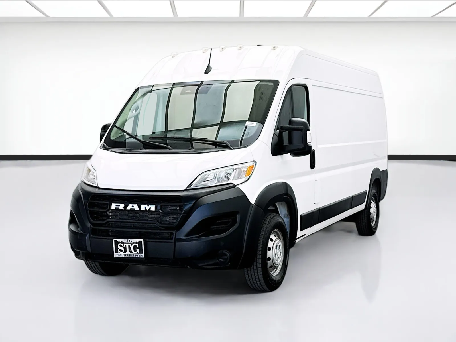 White 2023 Ram ProMaster Cargo Van High Roof for sale in Bellflower, CA