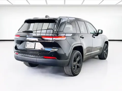 More photos of 2023 Jeep Grand Cherokee Altitude X at STG Bellflower, CA