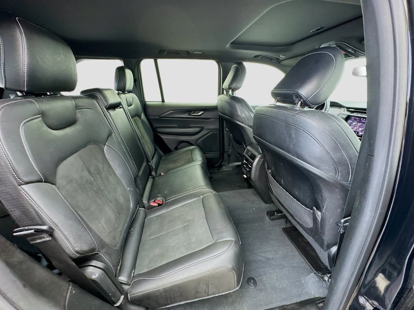 Jeep Grand Cherokee photo 20