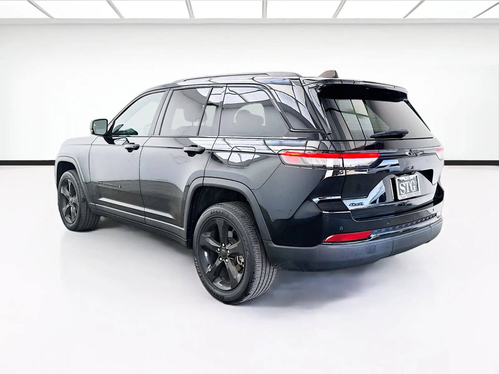 Jeep Grand Cherokee photo 6