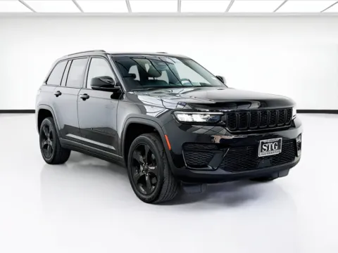 Another view of 2023 Jeep Grand Cherokee Altitude X for sale in Bellflower, CA at STG Bellflower
