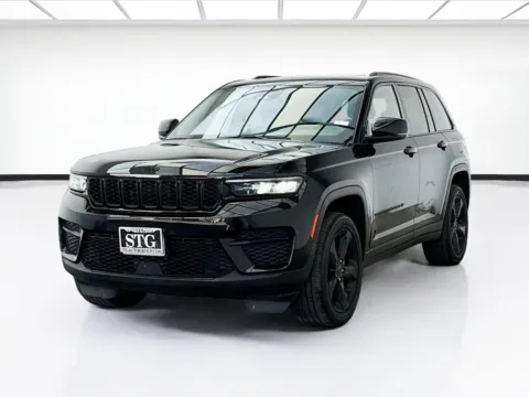 Black 2023 Jeep Grand Cherokee Altitude X for sale in Bellflower, CA