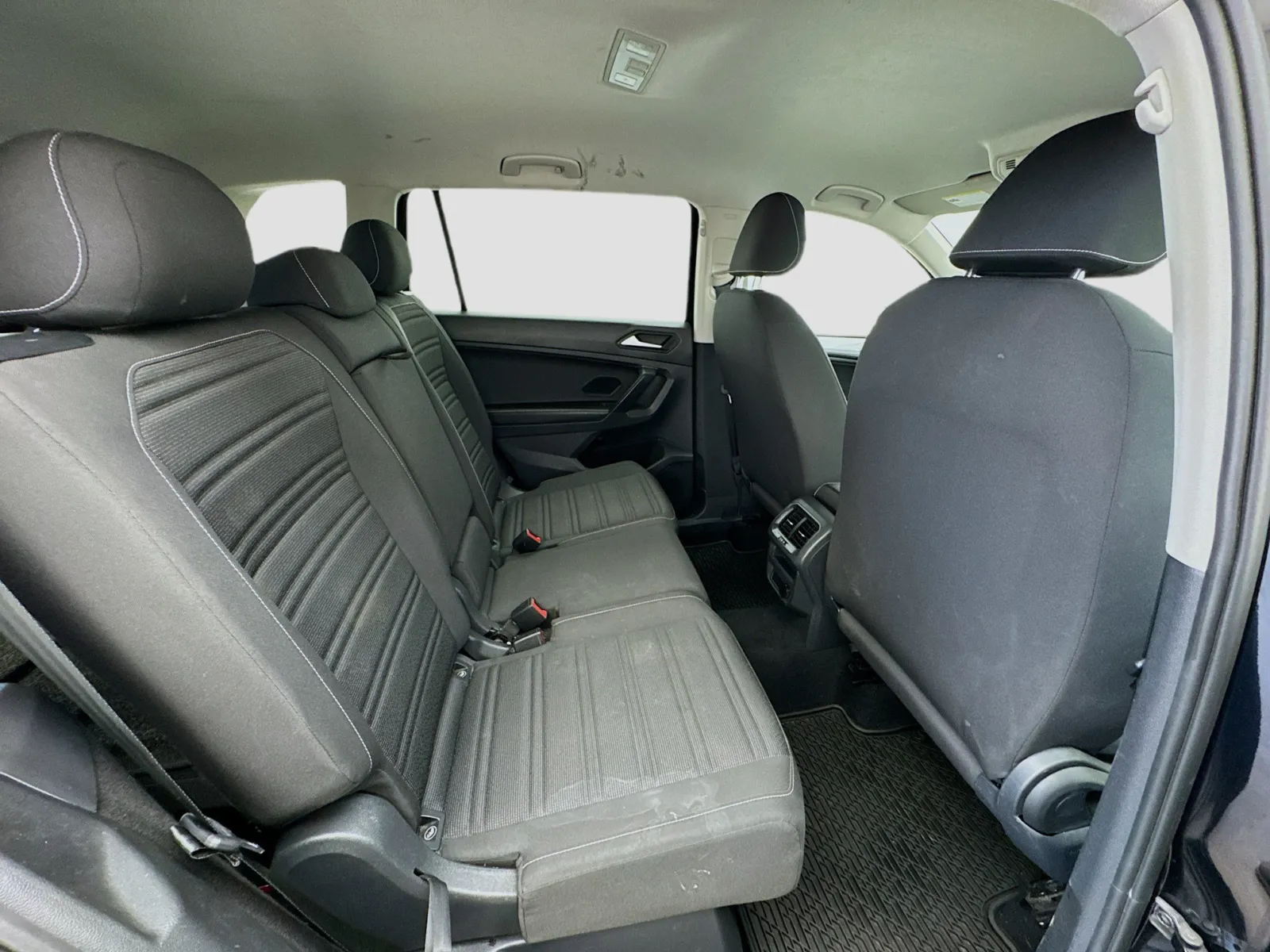 Volkswagen Tiguan photo 18