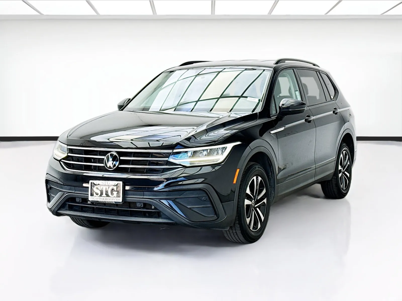 Black 2022 Volkswagen Tiguan 2.0T S for sale in Bellflower, CA