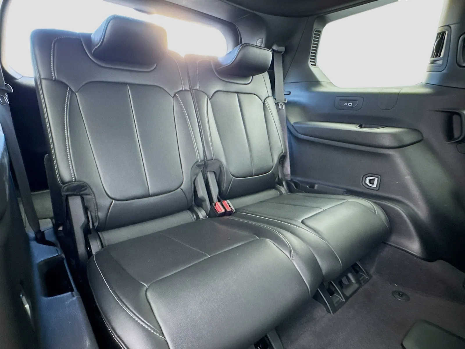 Jeep Grand Cherokee L photo 19