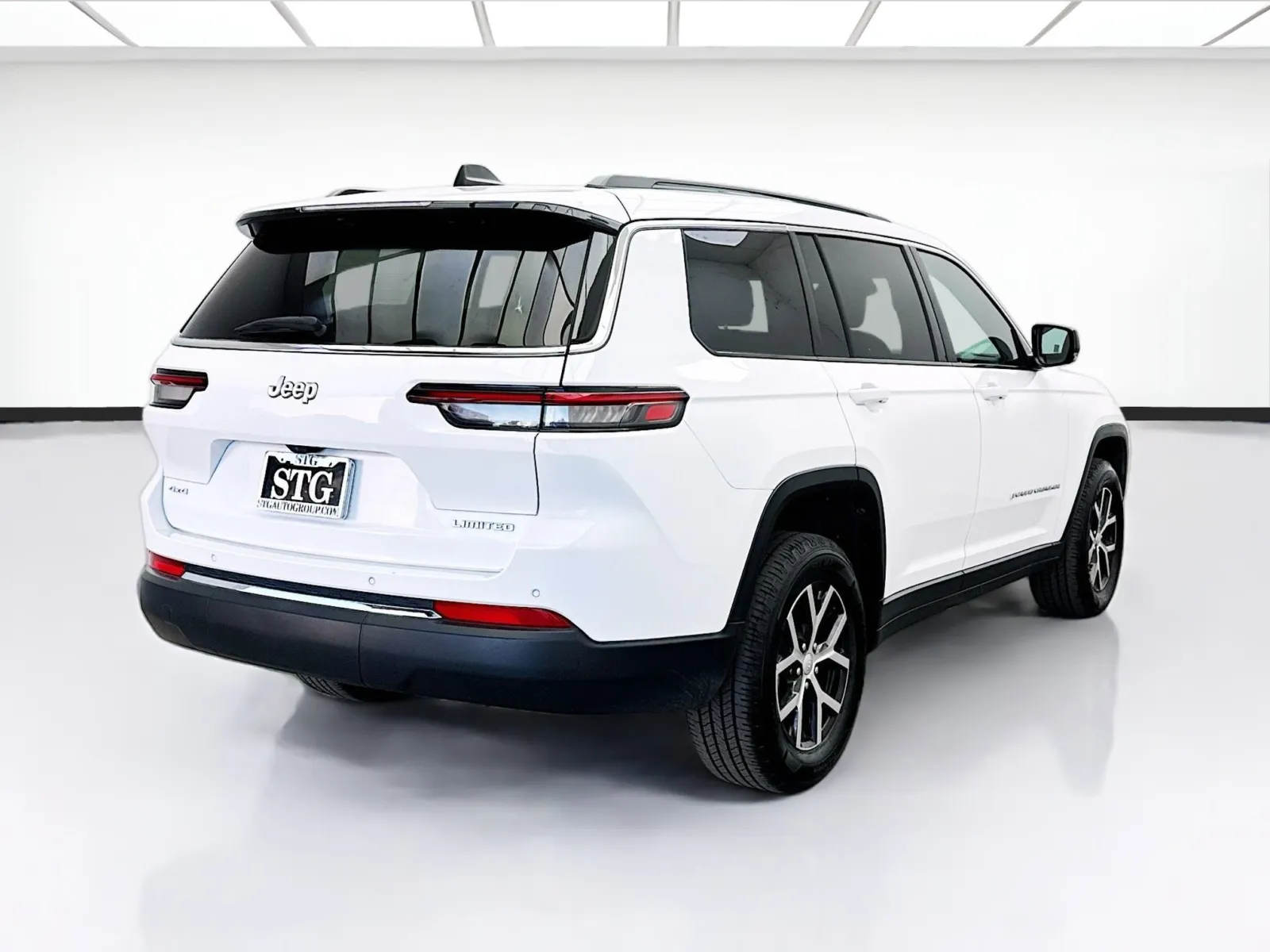 Jeep Grand Cherokee L photo 4
