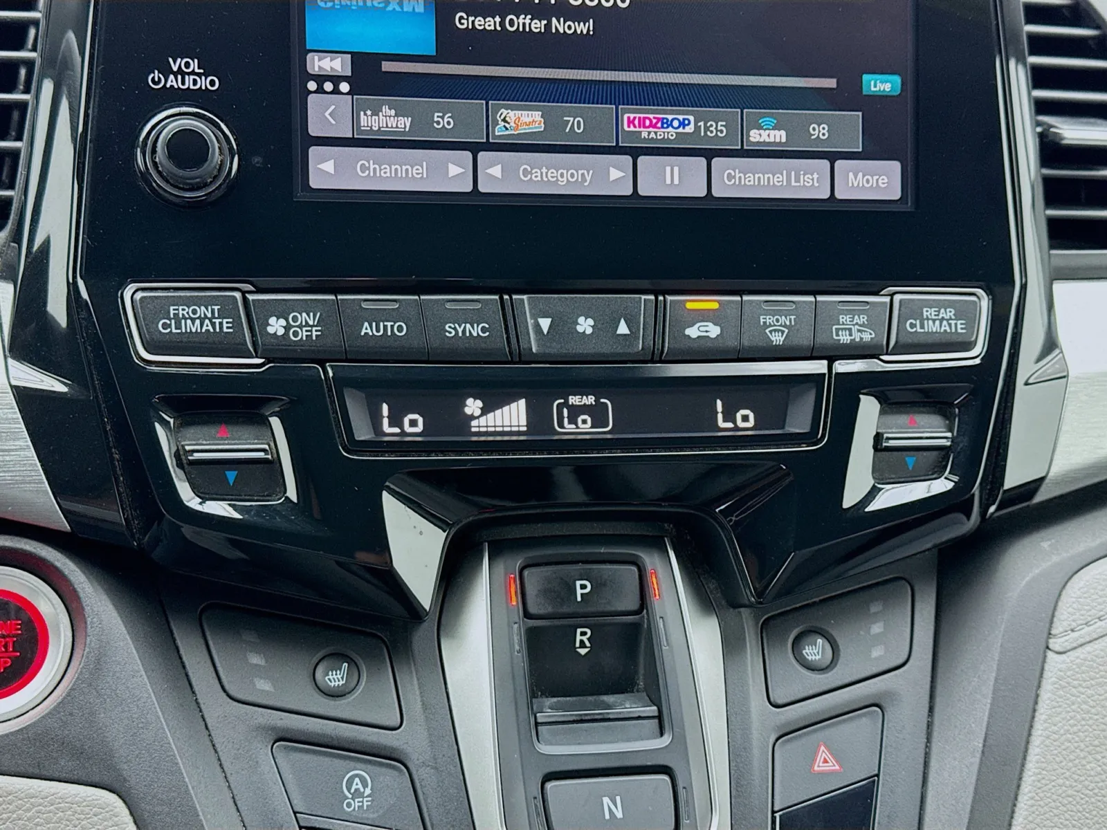 Honda Odyssey photo 12
