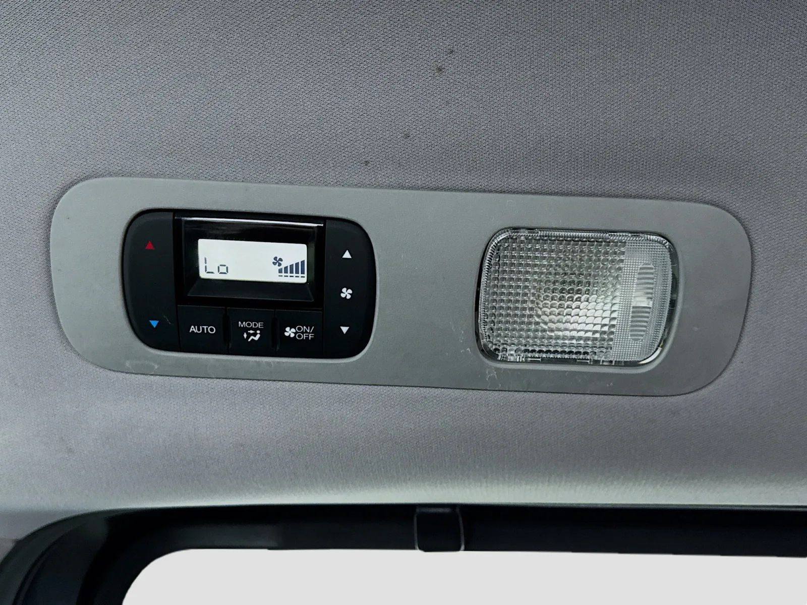 Honda Odyssey photo 16