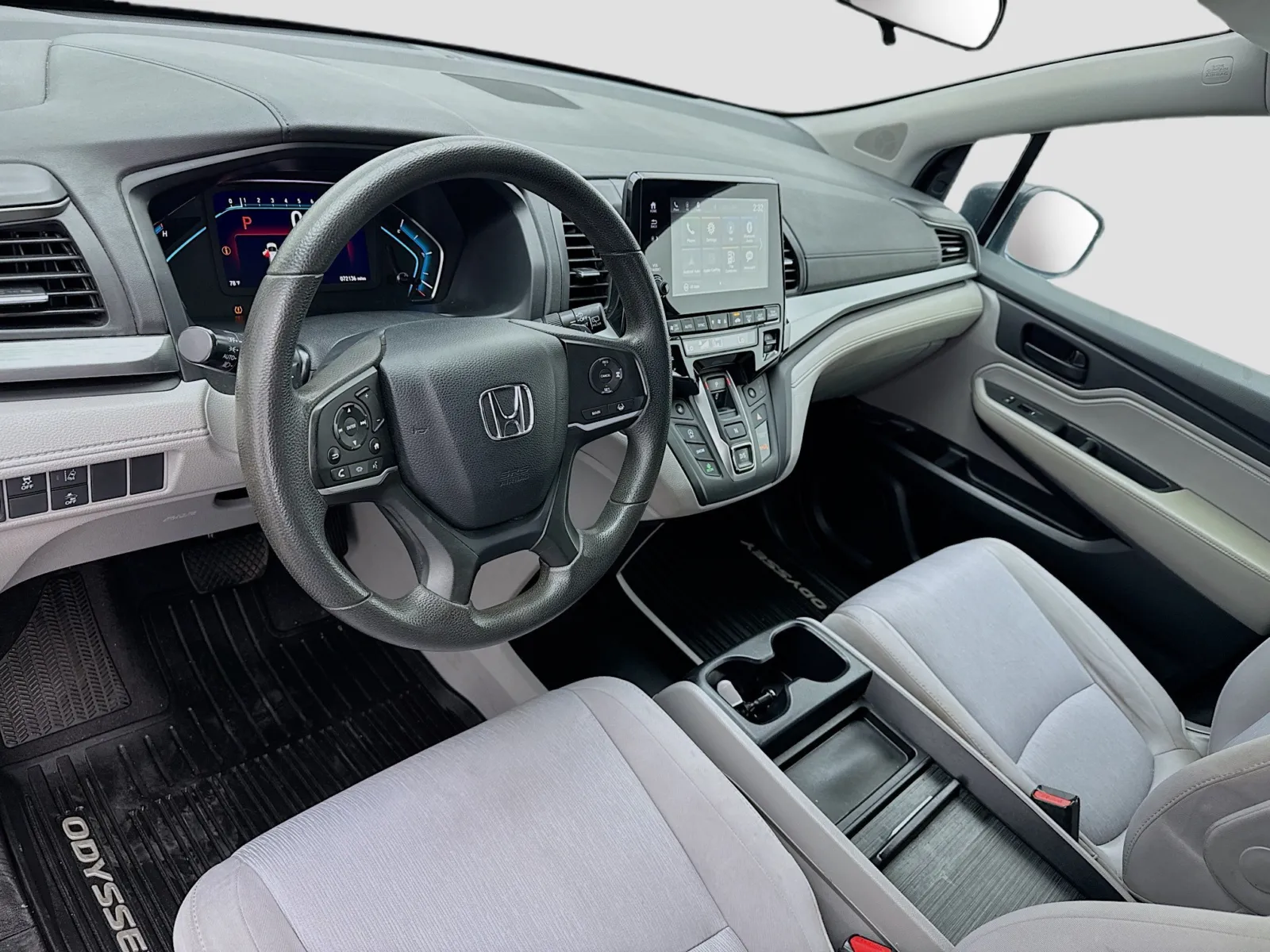 Honda Odyssey photo 7