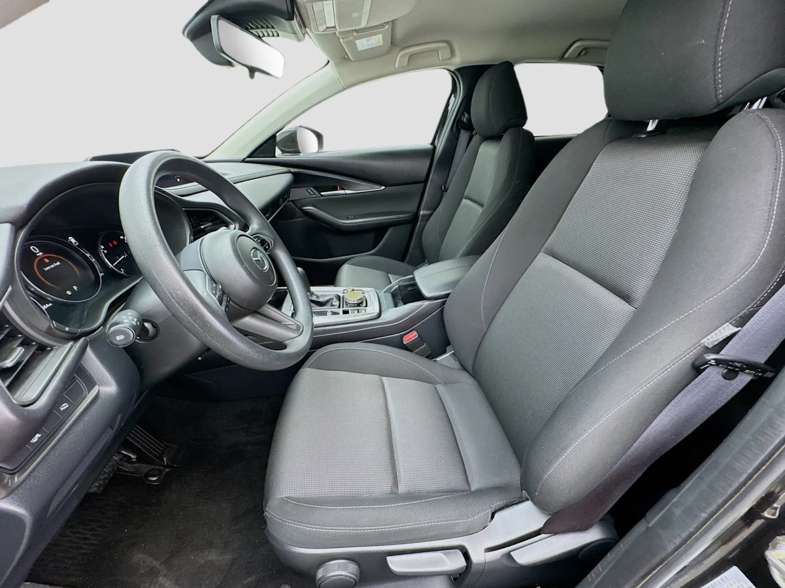 Mazda CX-30 photo 13
