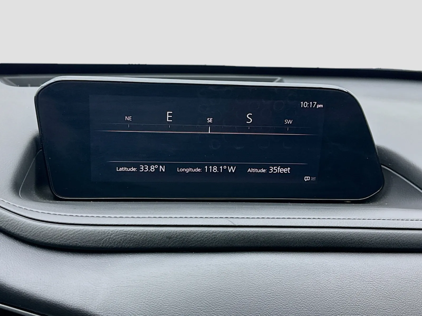 Mazda CX-30 photo 9