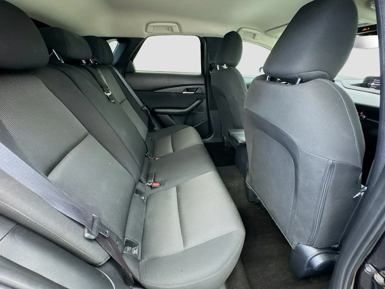 Mazda CX-30 photo 17