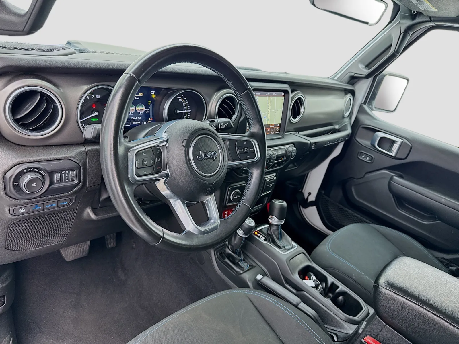 Jeep Wrangler photo 7