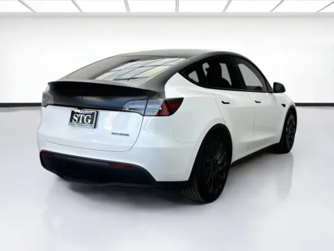 More photos of 2023 Tesla Model Y Performance at STG Bellflower, CA