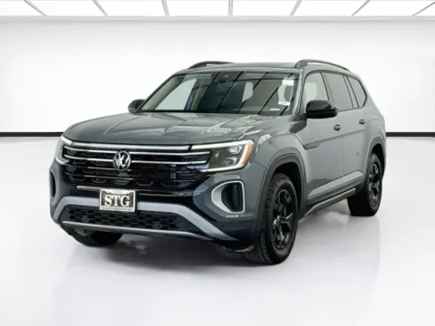 Gray 2024 Volkswagen Atlas 2.0T Peak Edition SE w/Technology for sale in Bellflower, CA