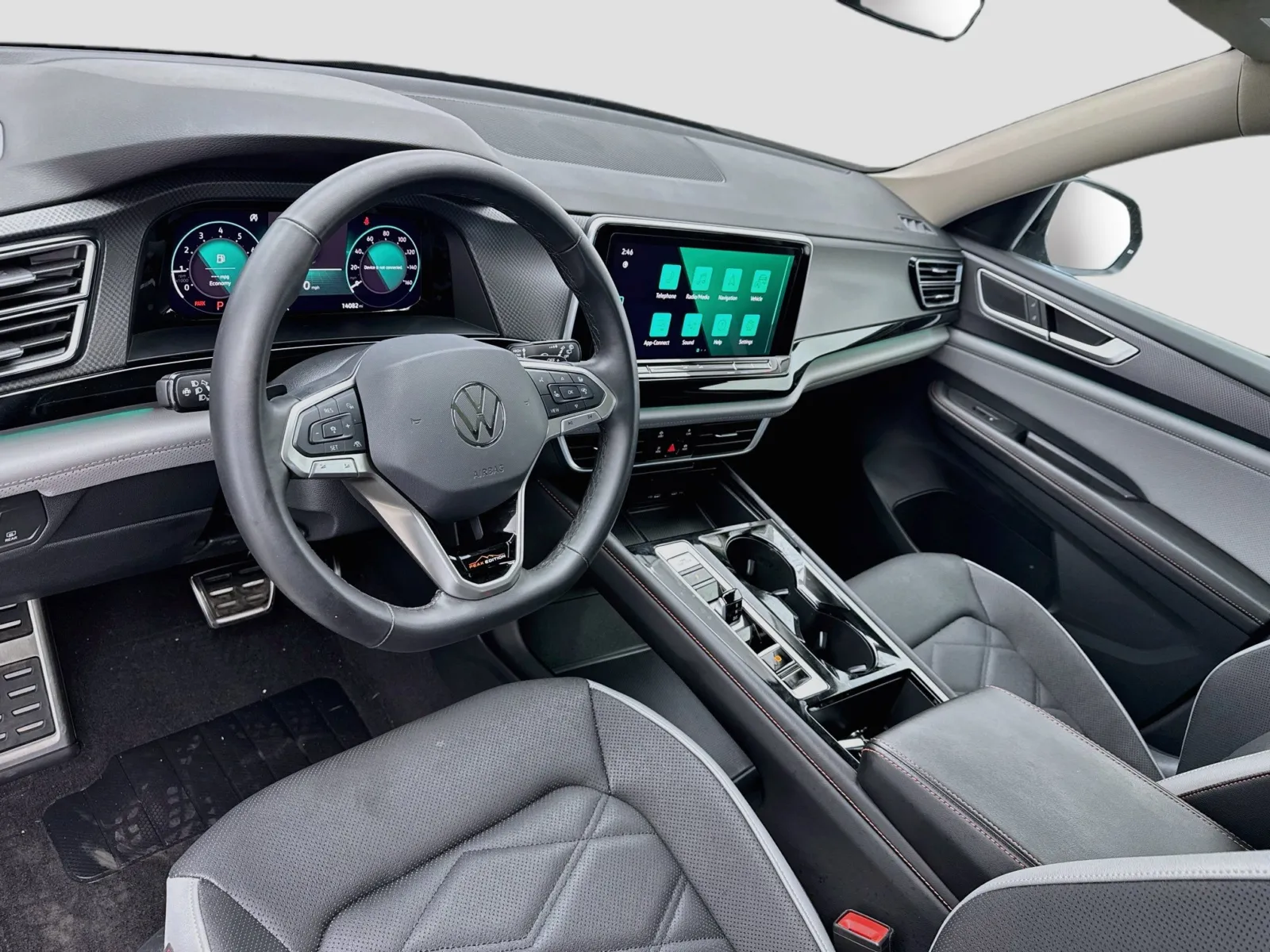 Volkswagen Atlas photo 7