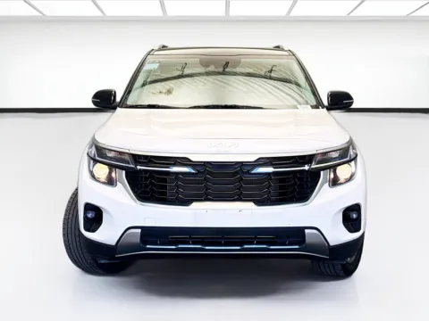 Photos of 2024 Kia Seltos S for sale in Bellflower, CA at STG Bellflower