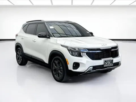 Another view of 2024 Kia Seltos S for sale in Bellflower, CA at STG Bellflower