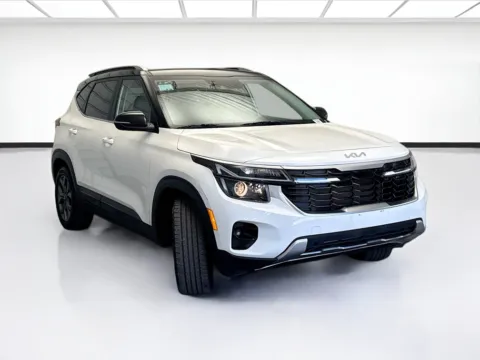 Another view of 2024 Kia Seltos S for sale in Bellflower, CA at STG Bellflower